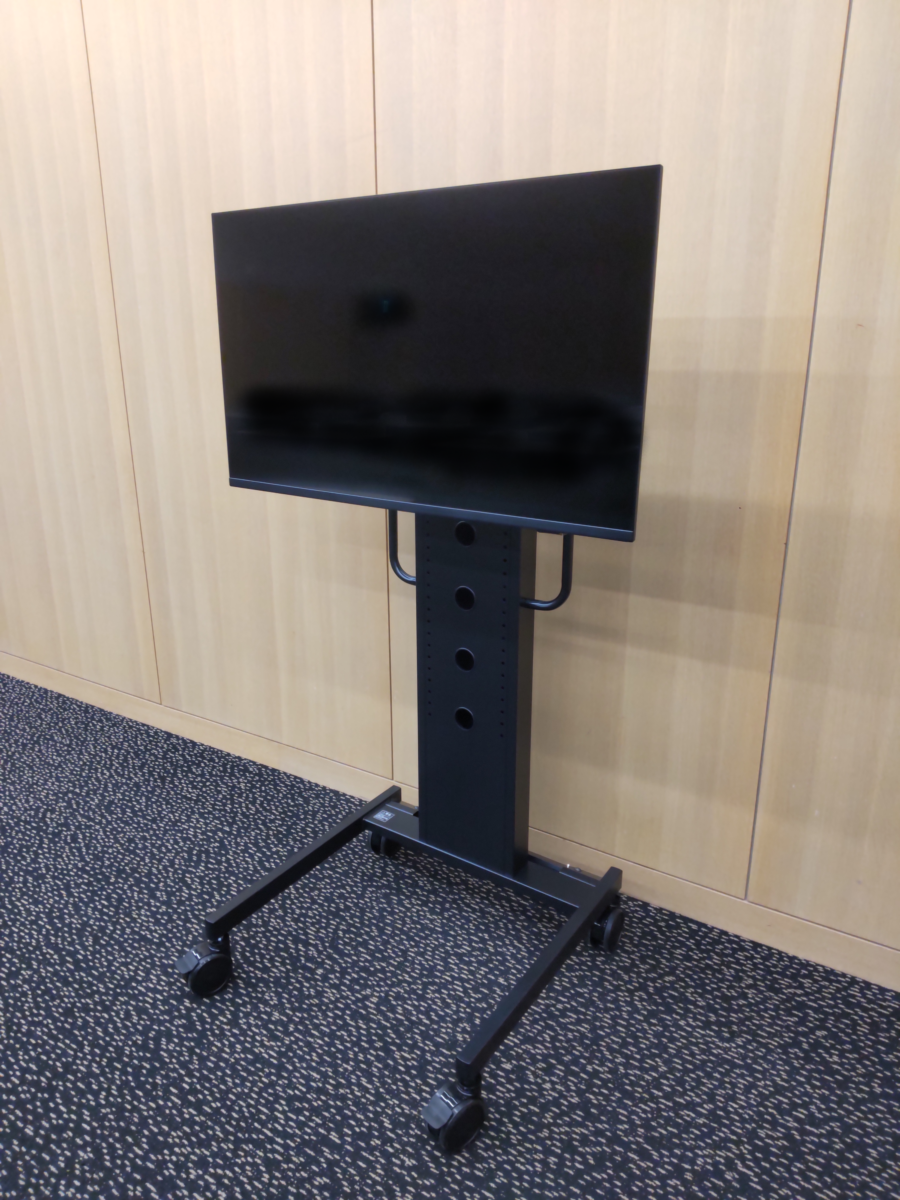 テレビモニター(43インチ)